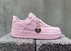 Nike Air Force 1 Low «Valentine’s Day 2026