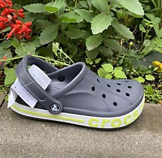 CROCS