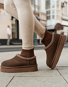 UGG  с носком 