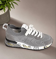 PREMIATA 