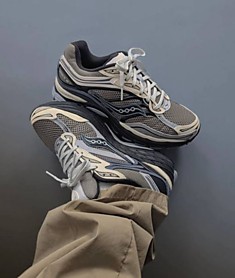 Saucony