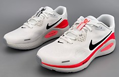 Nike Structure 26