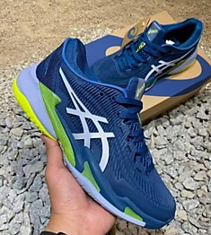 Asics Novak