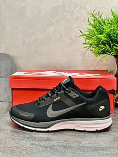 nike structure 23
