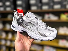New Balance 530