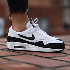 Nike  Air Max 1 SE